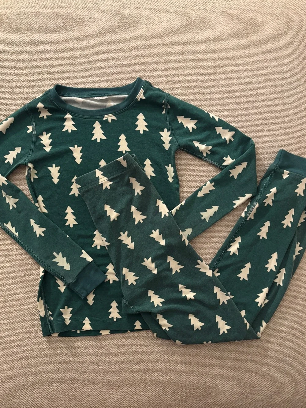 Hanna Andersson HannaSoft Modal Christmas Tree Pajamas Size 8